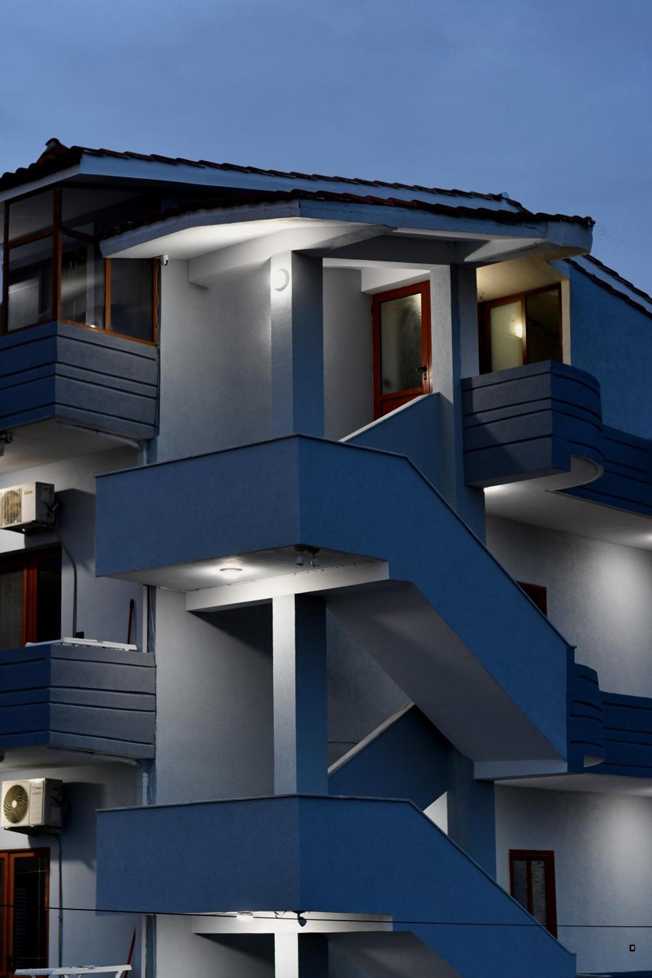 Vila Kam Vlorë Exteriör bild