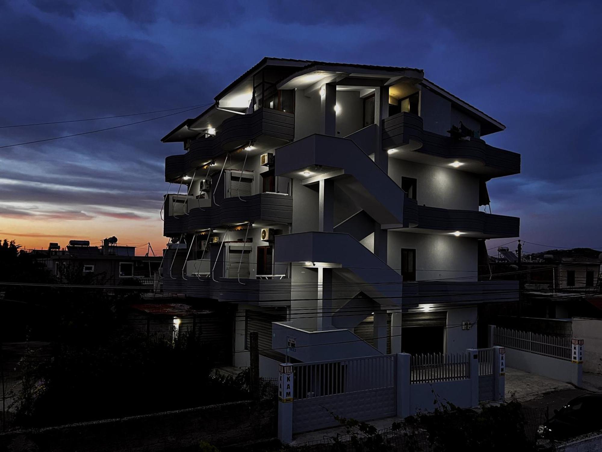 Vila Kam Vlorë Exteriör bild